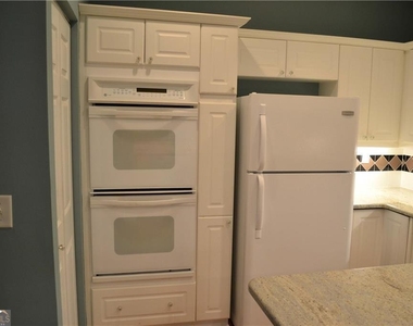 3047 Lenox Road - Photo Thumbnail 1