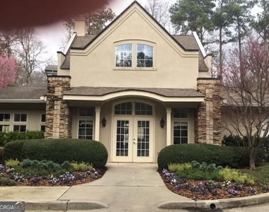 3047 Lenox Road - Photo Thumbnail 10
