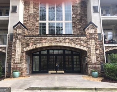 3047 Lenox Road - Photo Thumbnail 9