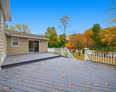 10 Lloyd Ave - Photo Thumbnail 40