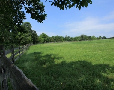 96 Pickle Rd - Photo Thumbnail 8