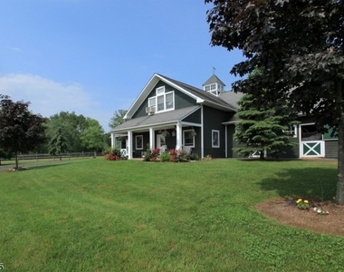 96 Pickle Rd - Photo Thumbnail 11