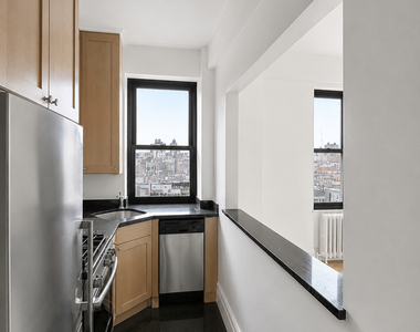 2nd Avenue - Photo Thumbnail 2
