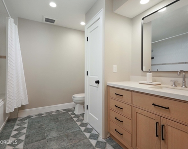 69 Seaview Avenue - Photo Thumbnail 21