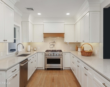 69 Seaview Avenue - Photo Thumbnail 10