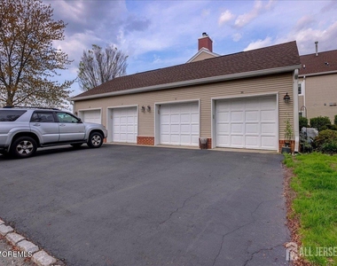 38 Rutland Lane - Photo Thumbnail 2