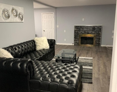 479 Cedar Avenue - Photo Thumbnail 1