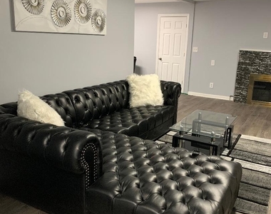 479 Cedar Avenue - Photo Thumbnail 2