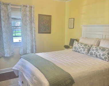 1237 Sherman Avenue - Photo Thumbnail 11