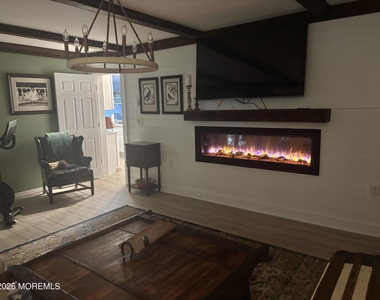 1237 Sherman Avenue - Photo Thumbnail 8