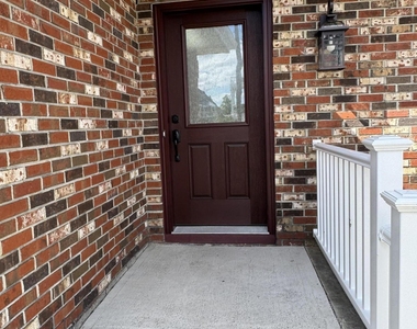 31 Navarra Drive - Photo Thumbnail 32