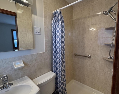 31 Navarra Drive - Photo Thumbnail 18