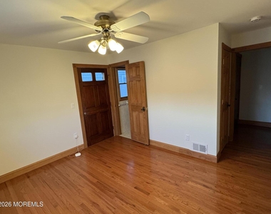 31 Navarra Drive - Photo Thumbnail 19