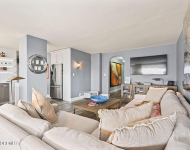 675 Ocean Avenue - Photo Thumbnail 8