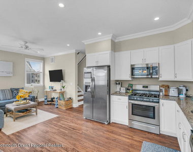 368 1st Avenue - Photo Thumbnail 6