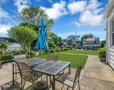 37 Highland Avenue - Photo Thumbnail 42