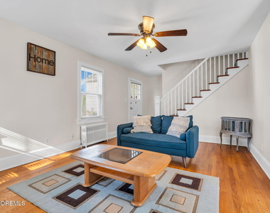 37 Highland Avenue - Photo Thumbnail 7