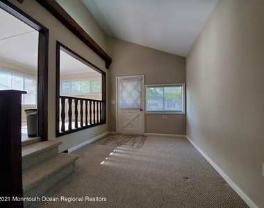 16 Leocadia Court - Photo Thumbnail 6
