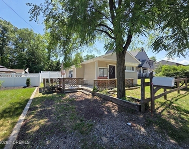 16 Leocadia Court - Photo Thumbnail 17