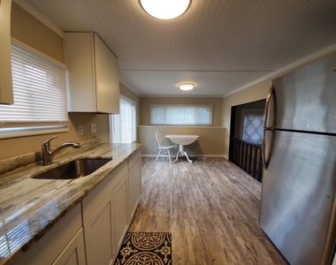 16 Leocadia Court - Photo Thumbnail 7