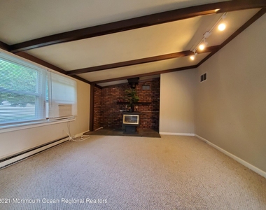 16 Leocadia Court - Photo Thumbnail 4