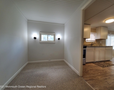 16 Leocadia Court - Photo Thumbnail 9