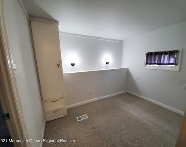 16 Leocadia Court - Photo Thumbnail 11