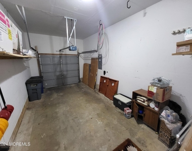126 Elmwood Avenue - Photo Thumbnail 24