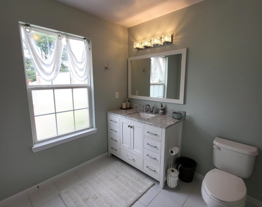 126 Elmwood Avenue - Photo Thumbnail 23