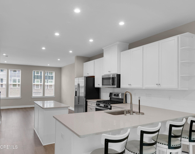 9 Halifax Road - Photo Thumbnail 2