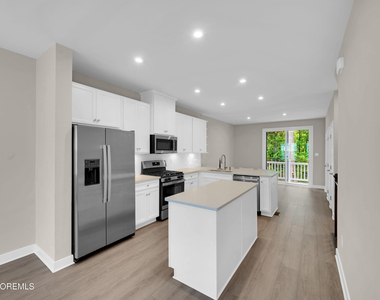 9 Halifax Road - Photo Thumbnail 20