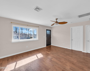 3118 Glasgow Avenue - Photo Thumbnail 9