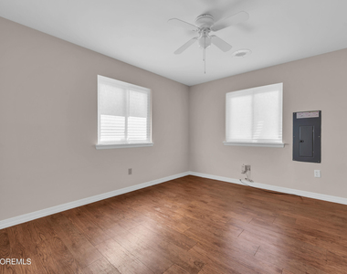 3118 Glasgow Avenue - Photo Thumbnail 22