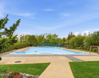 1 Scenic Drive - Photo Thumbnail 24