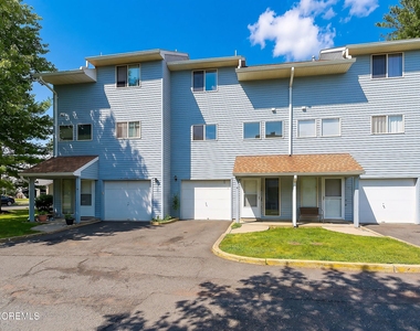 190 Spruce Street - Photo Thumbnail 1