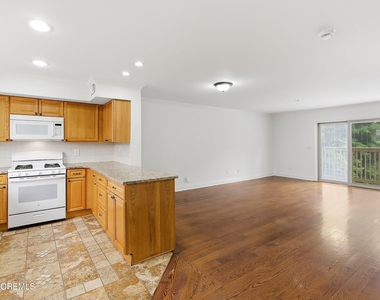 190 Spruce Street - Photo Thumbnail 12