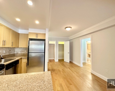 Park Avenue - Photo Thumbnail 2