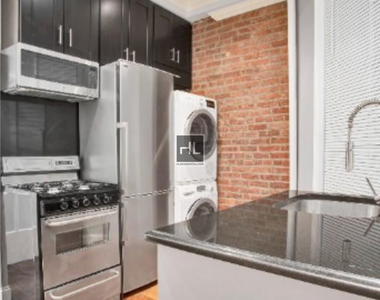 West 108th Street - Photo Thumbnail 4
