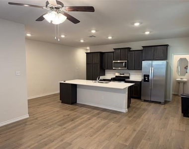 2025 Buffalo Hill Drive - Photo Thumbnail 1