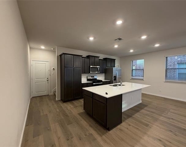2025 Buffalo Hill Drive - Photo Thumbnail 20