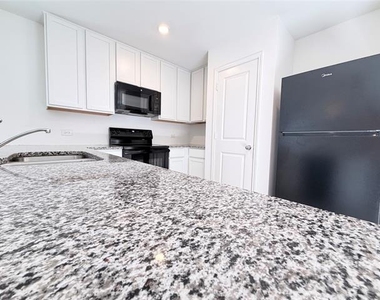 1717 Round House Lane - Photo Thumbnail 8