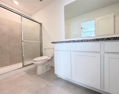 1717 Round House Lane - Photo Thumbnail 13