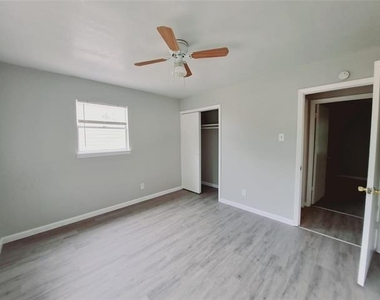 633 Rutgers Drive - Photo Thumbnail 19
