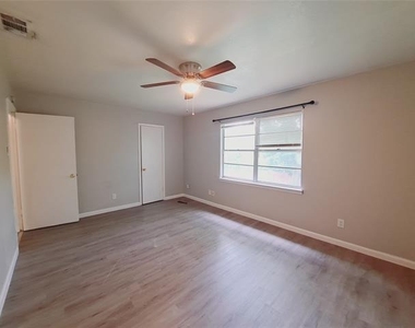 633 Rutgers Drive - Photo Thumbnail 18