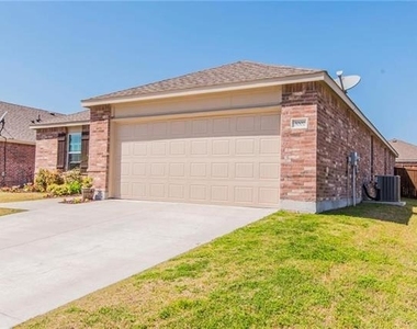 3007 Hickory Ridge - Photo Thumbnail 2