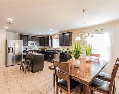 3007 Hickory Ridge - Photo Thumbnail 7