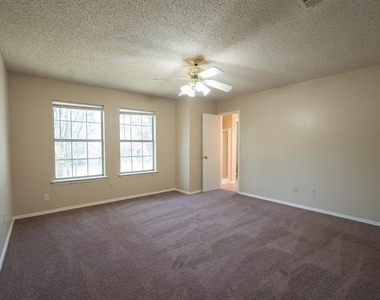 831 Ash Grove Lane - Photo Thumbnail 1