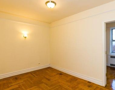 102 Albemarle Rd  - Photo Thumbnail 8