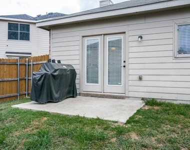 8633 Star Thistle Drive - Photo Thumbnail 20