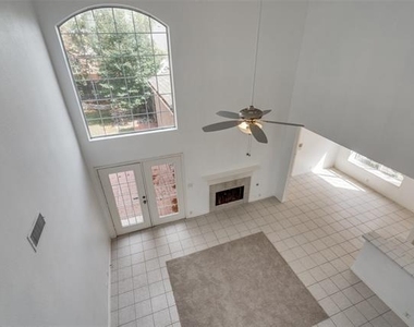 2213 Ravenhurst Drive - Photo Thumbnail 21